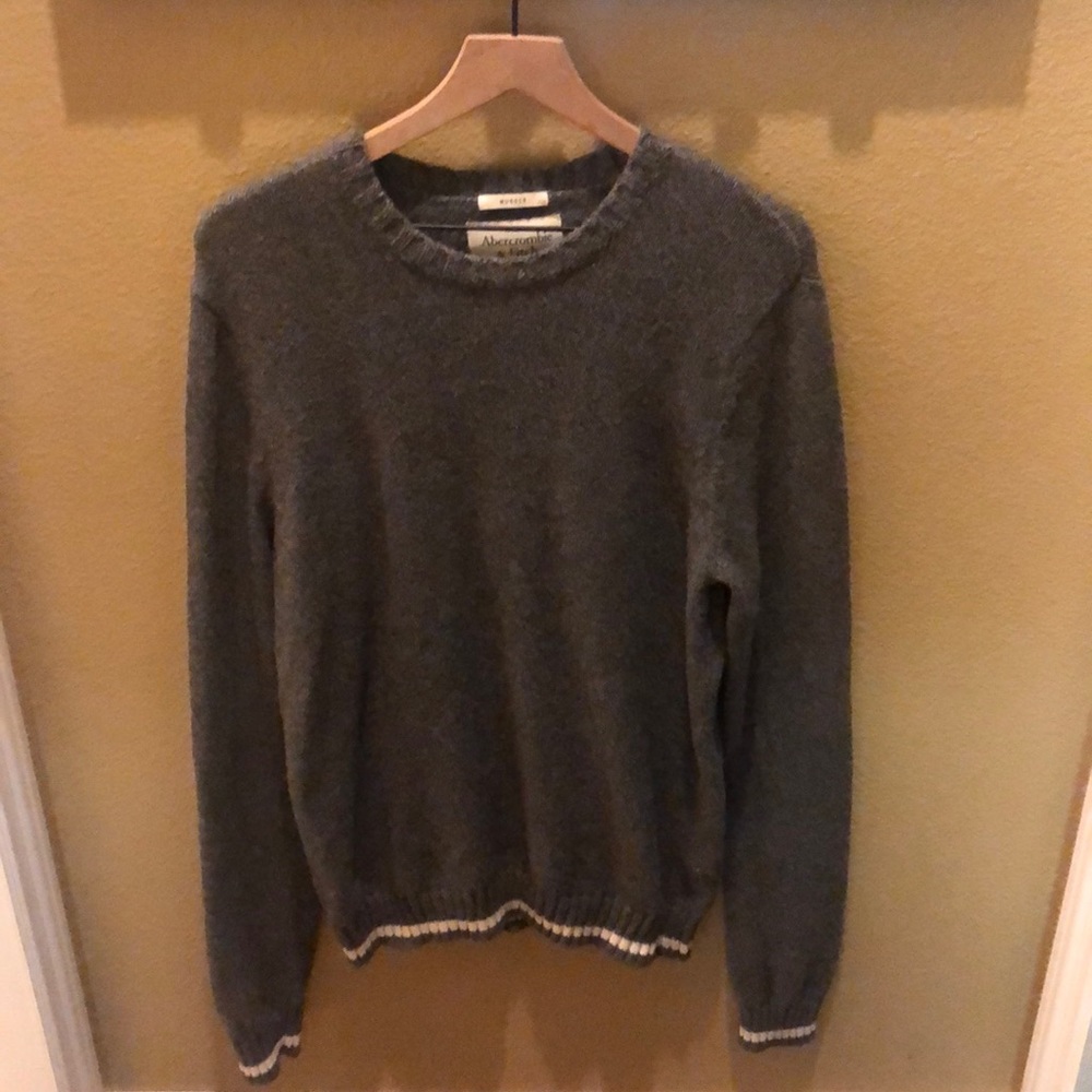 NWOT Abercrombie & Fitch Muscle Sweater Sz L